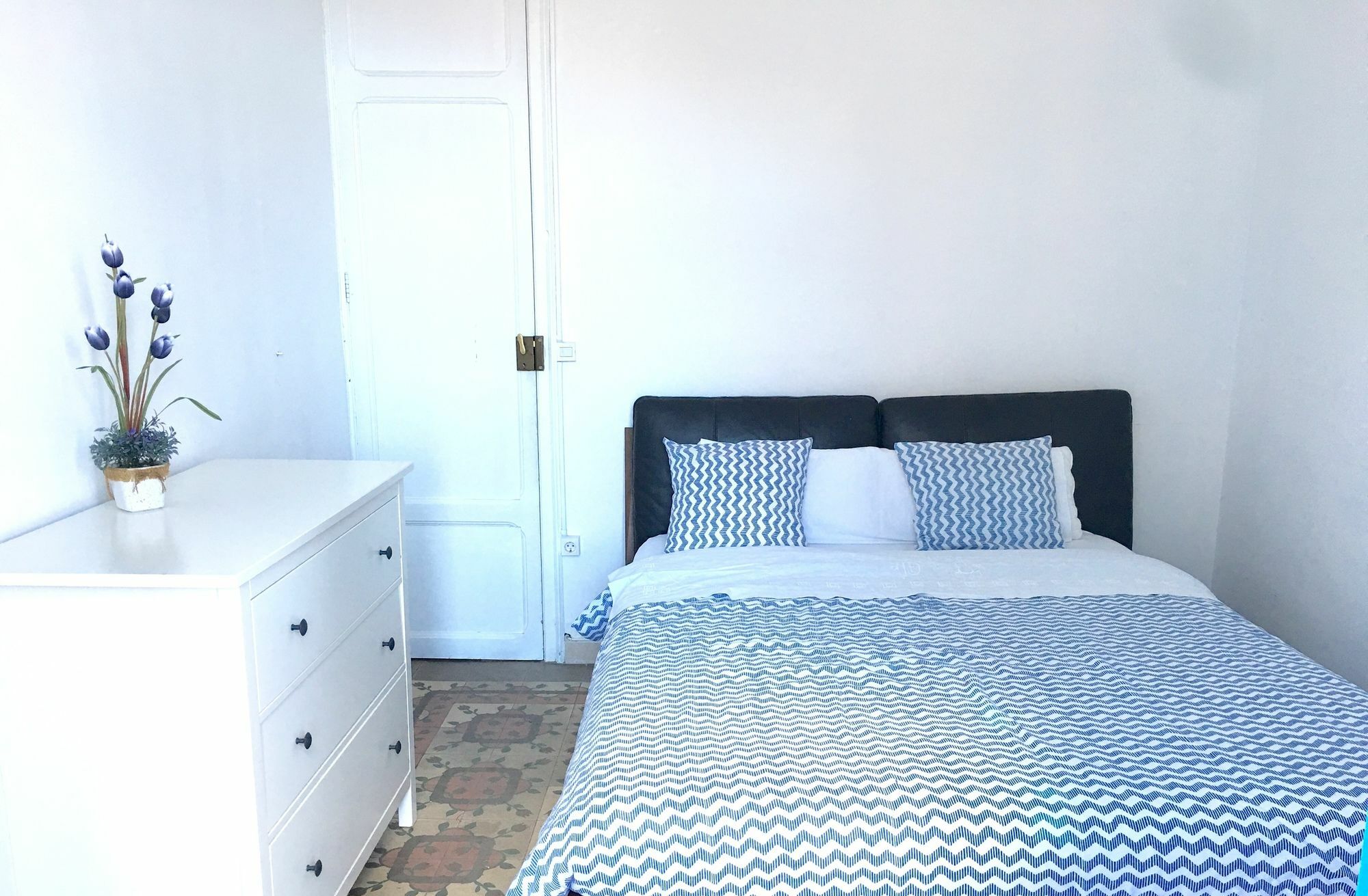 ולנסיה Oyo Guest House Ruzafa מראה חיצוני תמונה